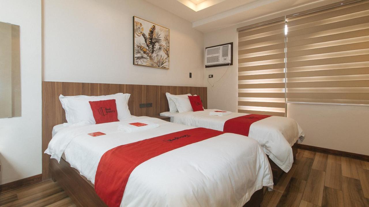 Reddoorz Plus @ Bez Tower And Residences San Juan San Juan  Екстер'єр фото