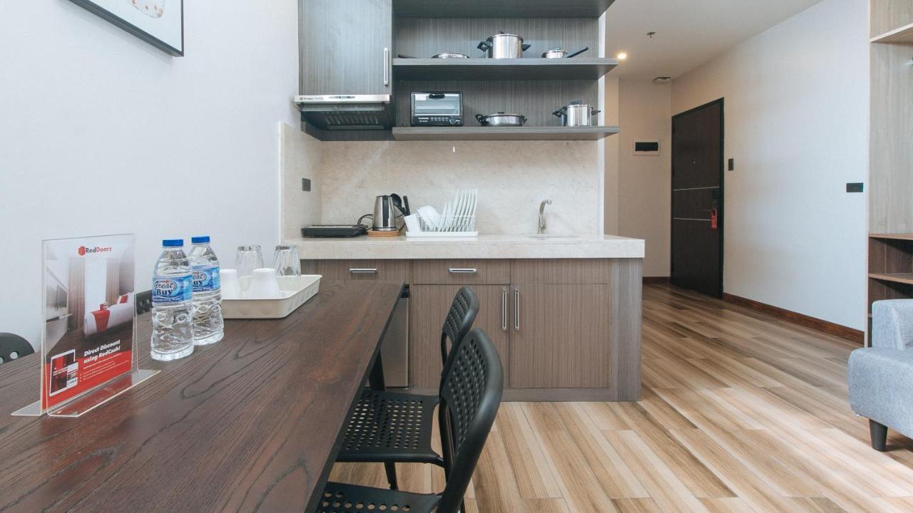 Reddoorz Plus @ Bez Tower And Residences San Juan San Juan  Екстер'єр фото