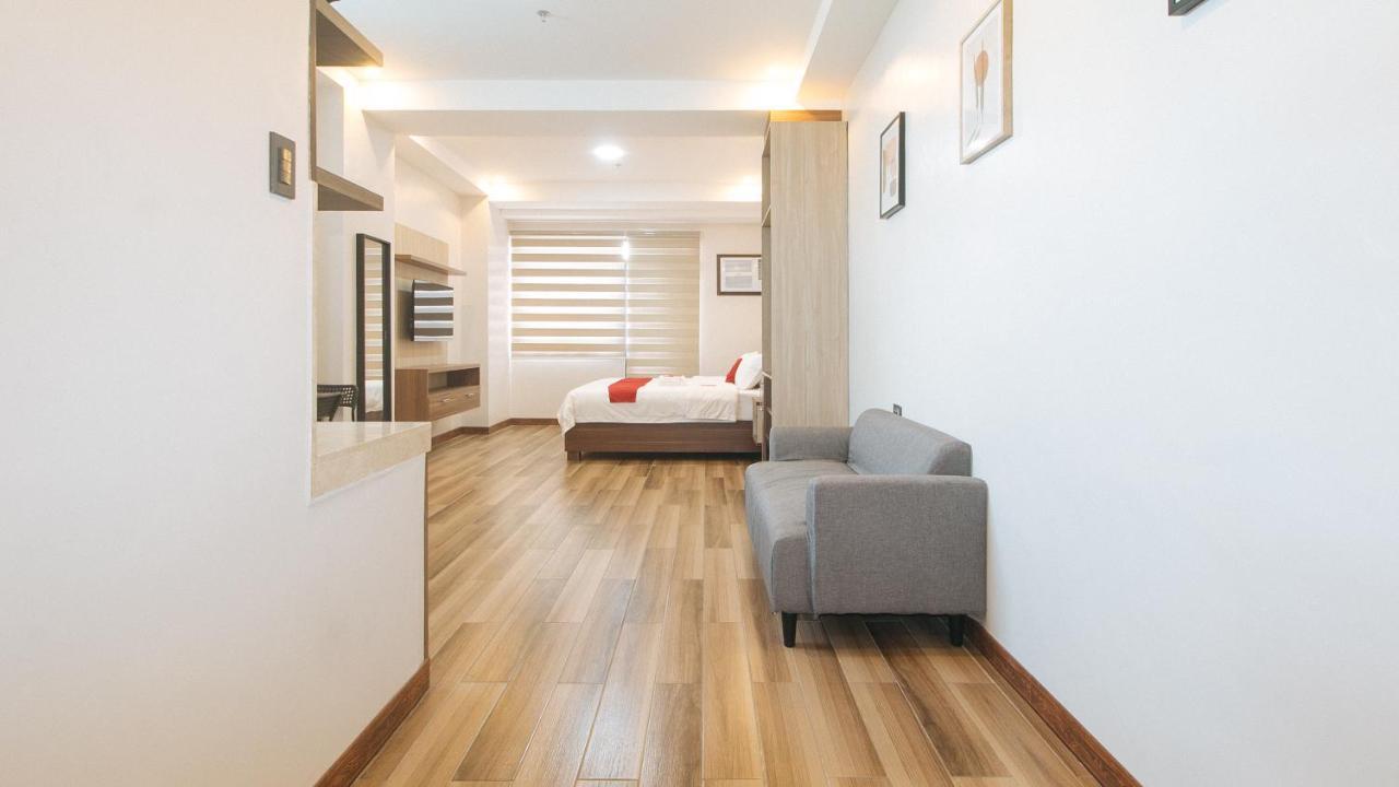 Reddoorz Plus @ Bez Tower And Residences San Juan San Juan  Екстер'єр фото