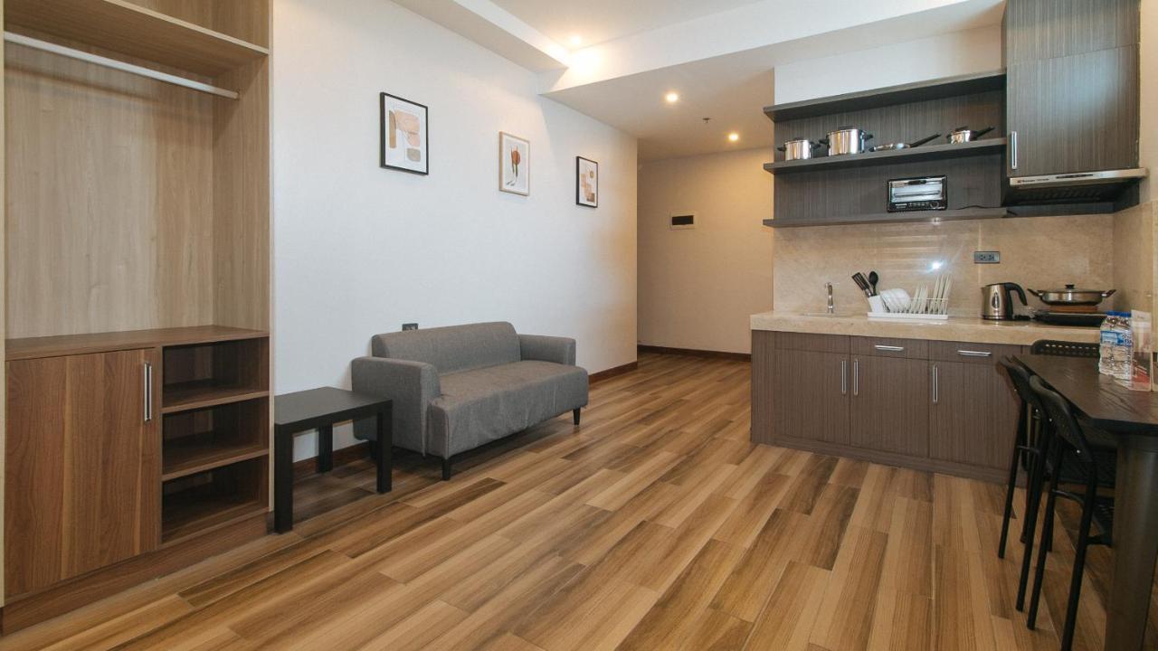 Reddoorz Plus @ Bez Tower And Residences San Juan San Juan  Екстер'єр фото
